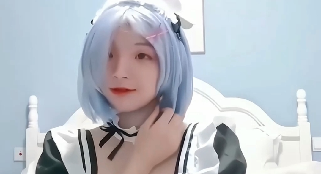 女仆😶装骚穴塞水晶棒 疯🤑😜狂😆😬😬+😃自慰喷水内射